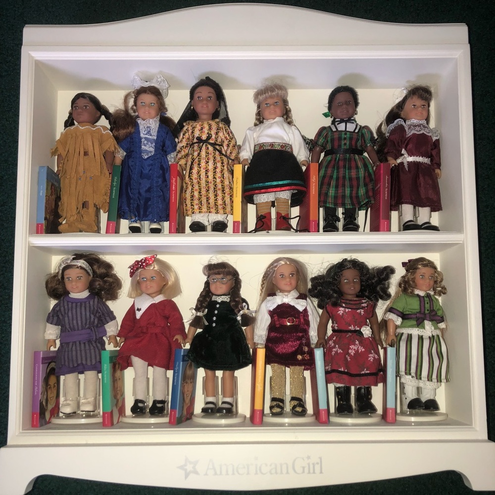 American Girl doll Holiday Collection Mini Edition